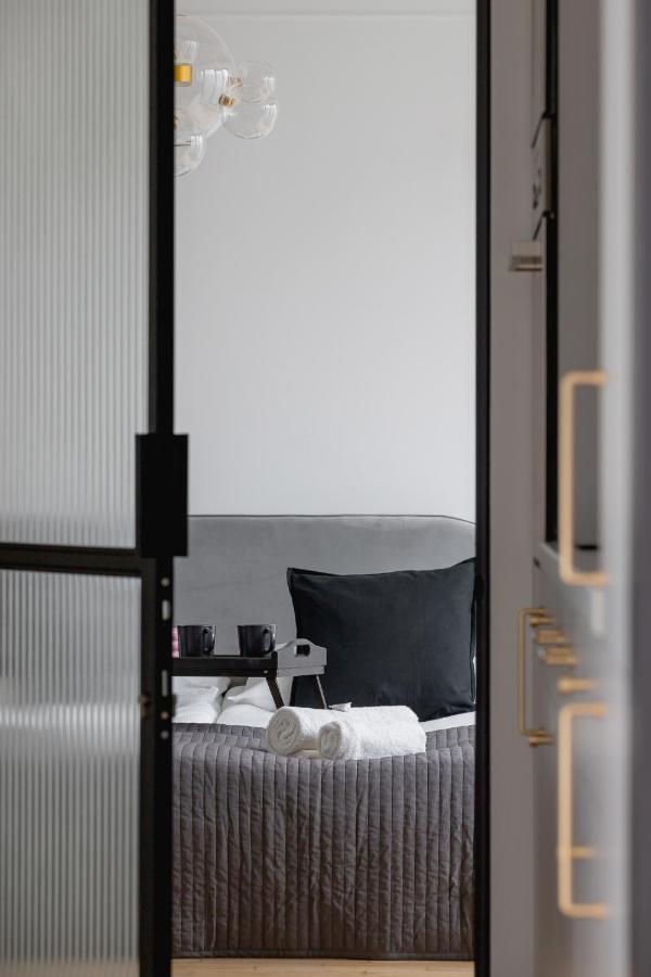 Politechnika Krakowska Apartment By Renters Prestige Cracóvia Exterior foto